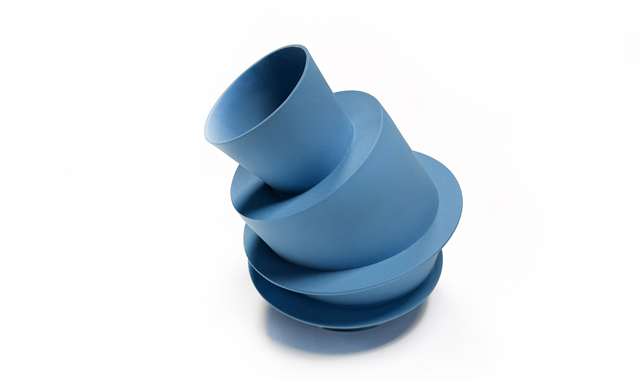 Objecten > Gekleurd porselein