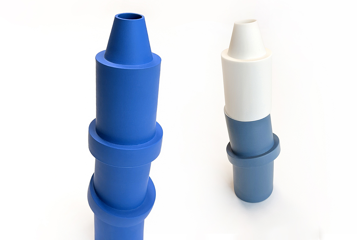 Objecten > Gekleurd porselein